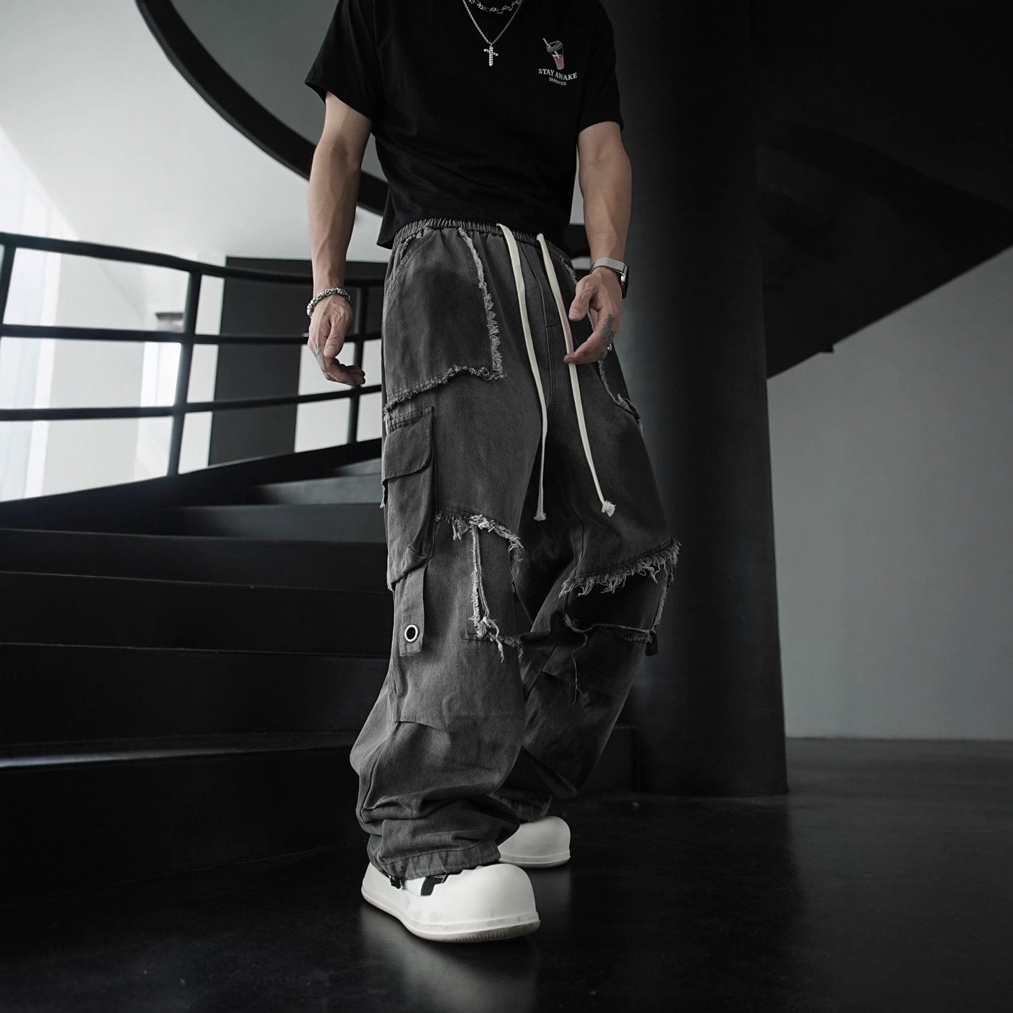 European and American High Street Heavy Wash Vintage Jeans for Men and Women Multi-Pocket Patchwork Frayed Edge Distressed Straight Casual Pants