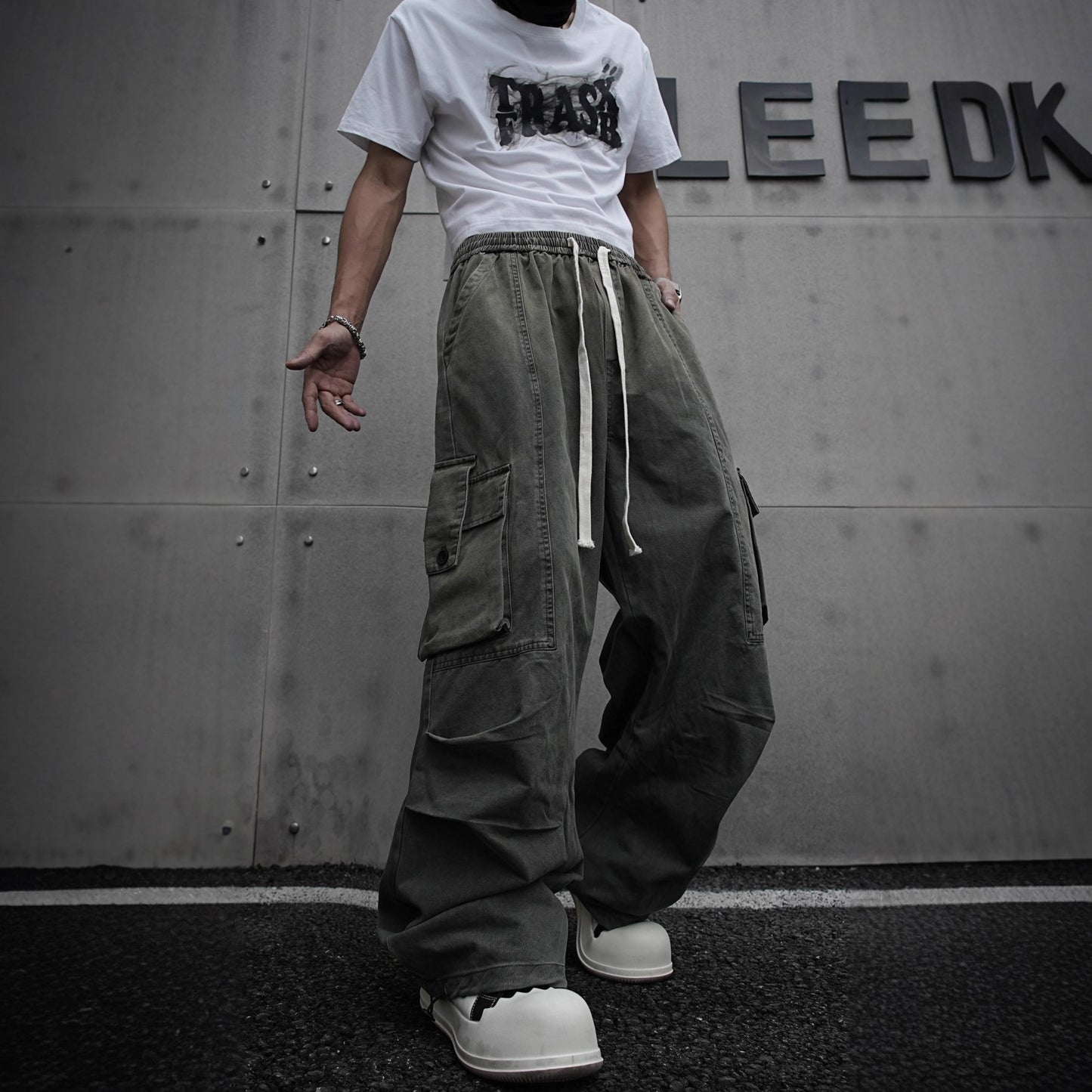 American Retro Wasteland Washed Vintage Multi-Pocket Cargo Pants Unisex Trendy Loose Straight Wide-Leg Casual Long Pants