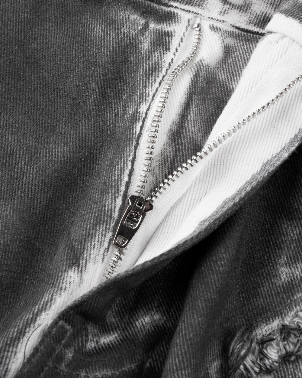 2025Autumn American High Street Heavy Craft Hand-painted Denim Jacket for Men and Women Retro Street Distressed Washed Jeans