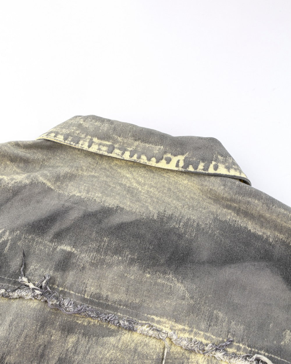 2025Autumn American High Street Heavy Craft Hand-painted Denim Jacket for Men and Women Retro Street Distressed Washed Jeans